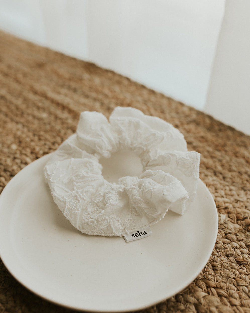 Lace scrunchie - Amelia